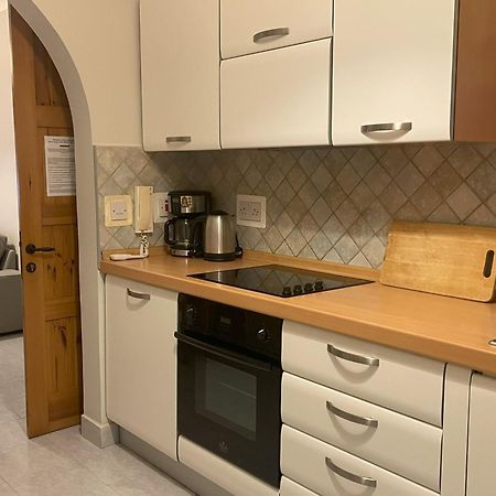 City Center Apartments Mellieħa Екстериор снимка