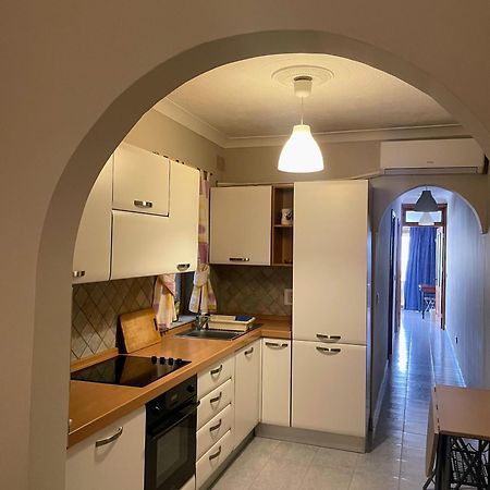 City Center Apartments Mellieħa Екстериор снимка