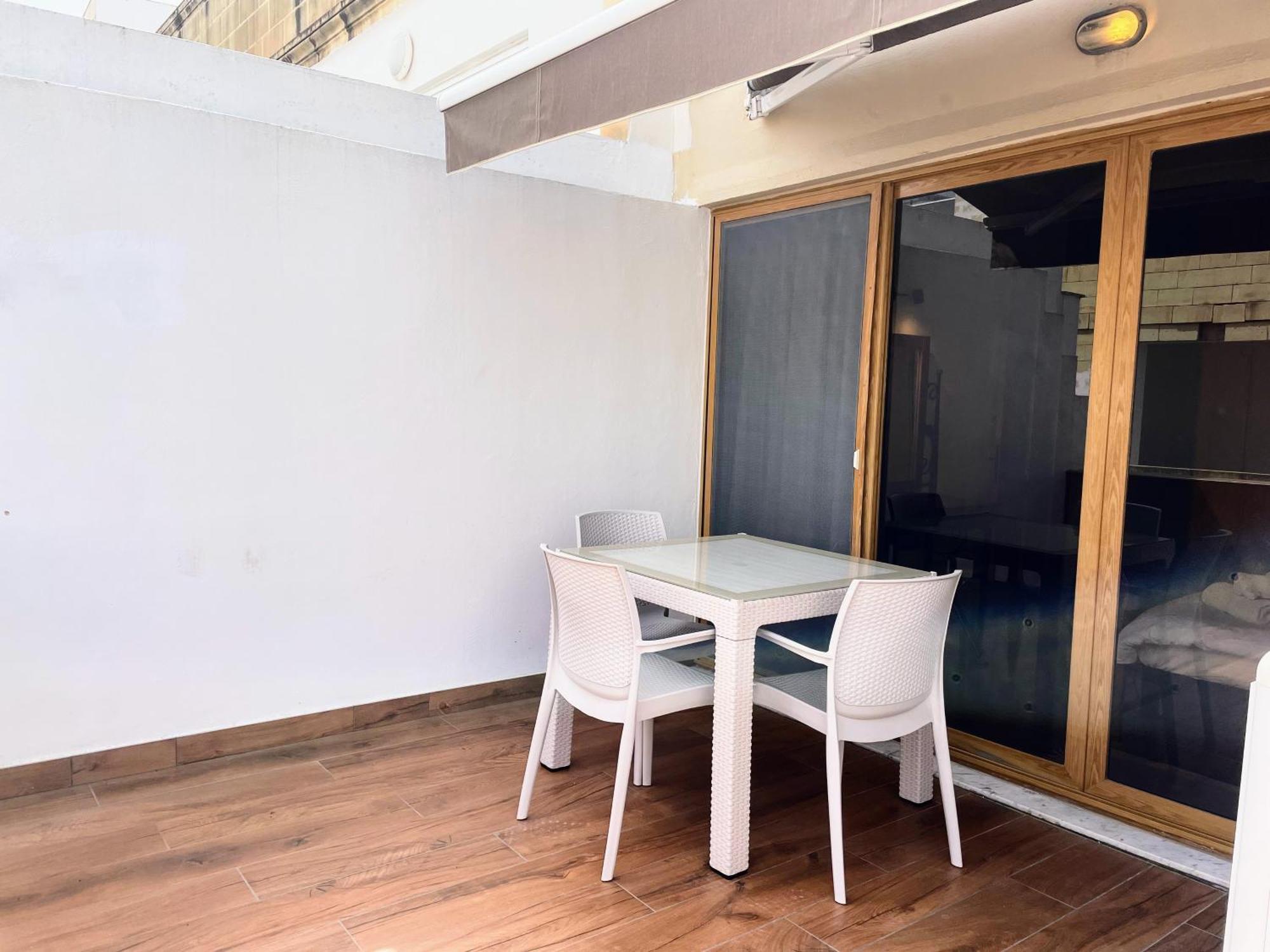 City Center Apartments Mellieħa Екстериор снимка